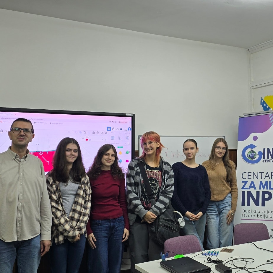Mladi iz Interact Cluba Zenica učili osnove 3D tehnologije