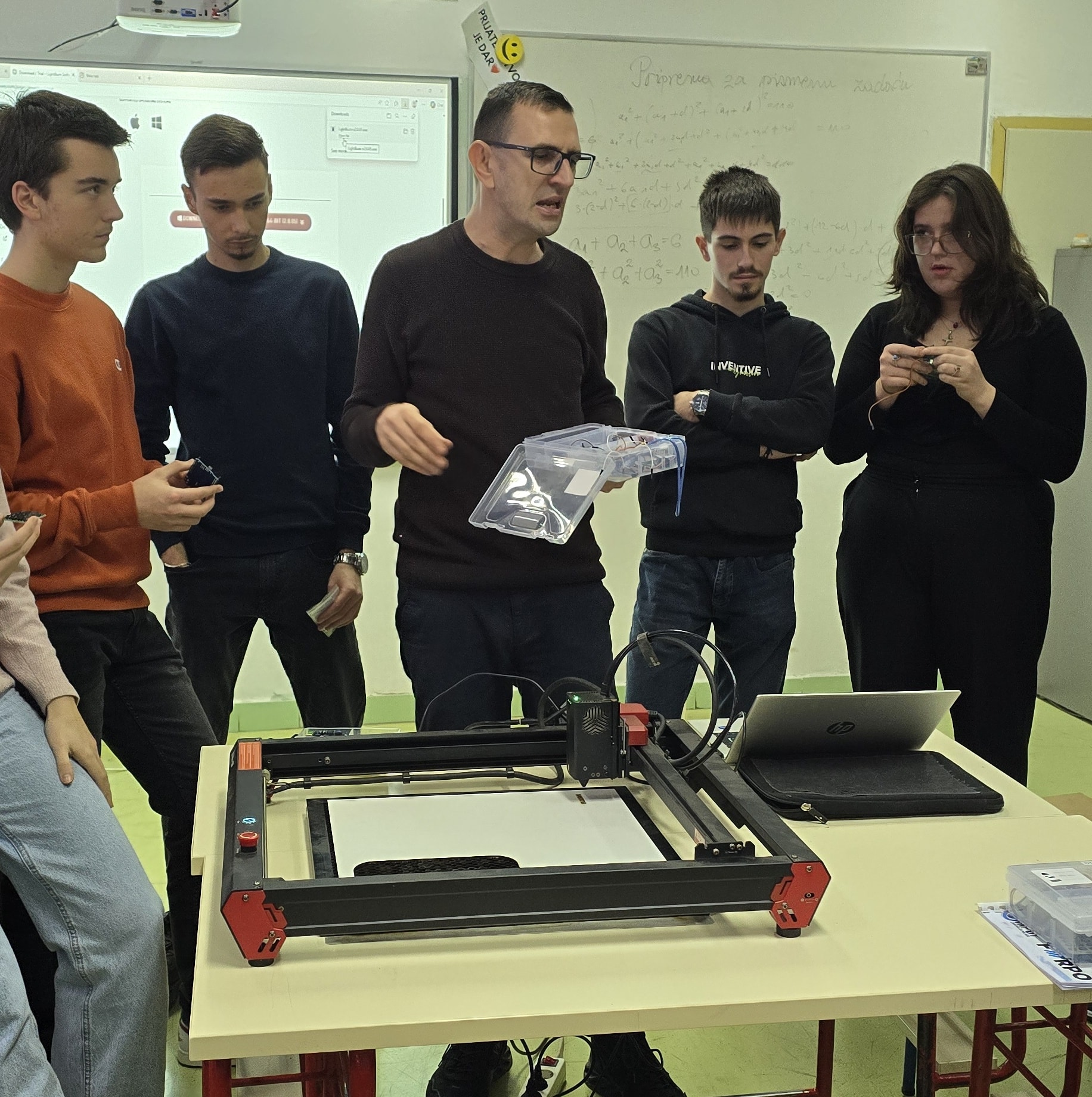 Pametne kuće na dlanu: Učenici u Zenici uče kroz praksu